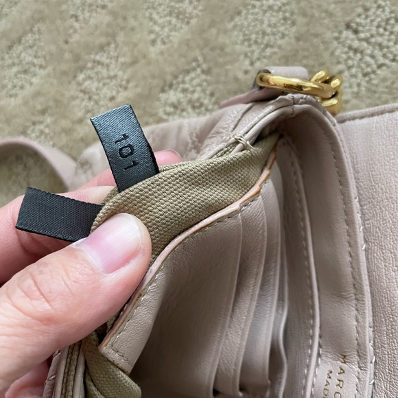 Marc Jacob Crossbody bag in Beige Leather - Picture 10 of 15